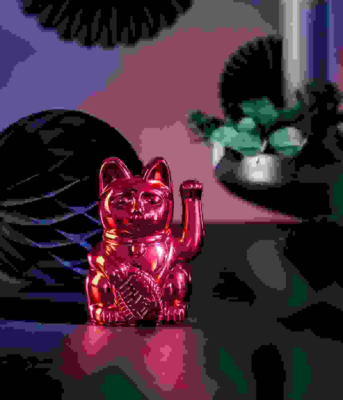 Lucky Cat Classic Glossy Red