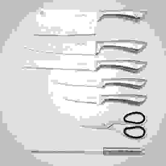 Royalty Line 8-teiliges Messerset mit Ständer- Lasergeschnitten- 8 Teile- Silber