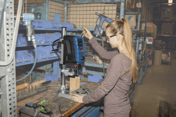 Scheppach DC - Scheppach Tischbohrmaschine DP60 - 710W| LED + Laser | 1,5mm-13mm