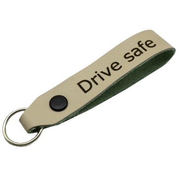 Drive Safe Schlüsselanhänger aus Leder farbig Genschenk Auto Beige