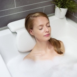 LifeGoods Badekissen - mit Anti-Rutsch-Saugnäpfen - für Bad und Whirlpool - Weiß