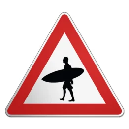 Dreieckiges Verkehrsschild Surfer - Gefahrenzeichen