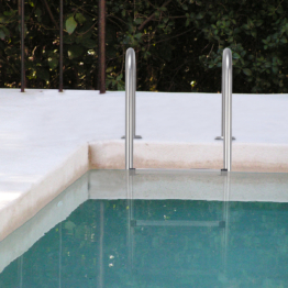 Coast Poolleiter - 3-stufige Sicherheitsleiter - 132 x 50 x 26 cm - Edelstahl